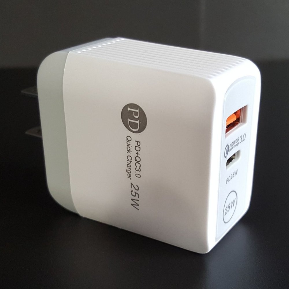 Fast PD Charger Dual Port Type C and USB A QC 3.0 Quick Charge - Picture 2 of 6